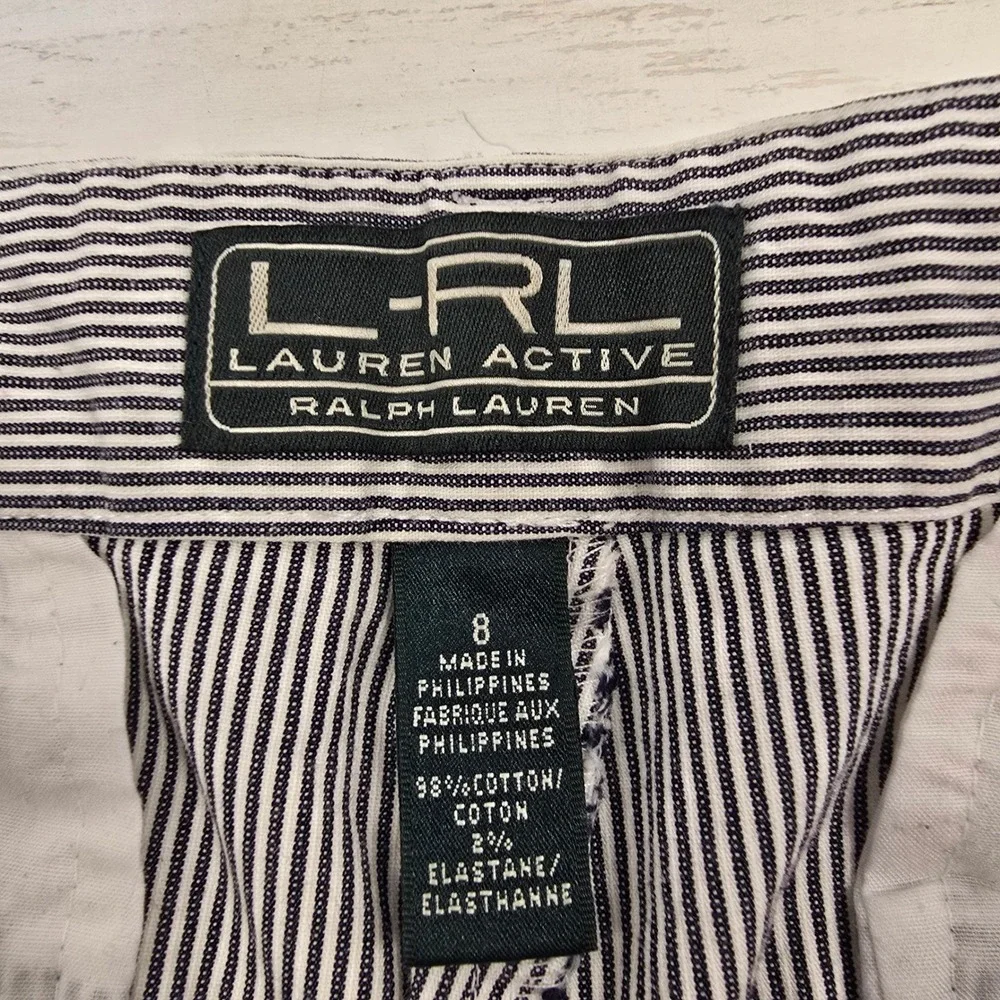 Lauren Ralph Lauren Active Womens Navy White Pinstripe Shorts Size 8 S0607